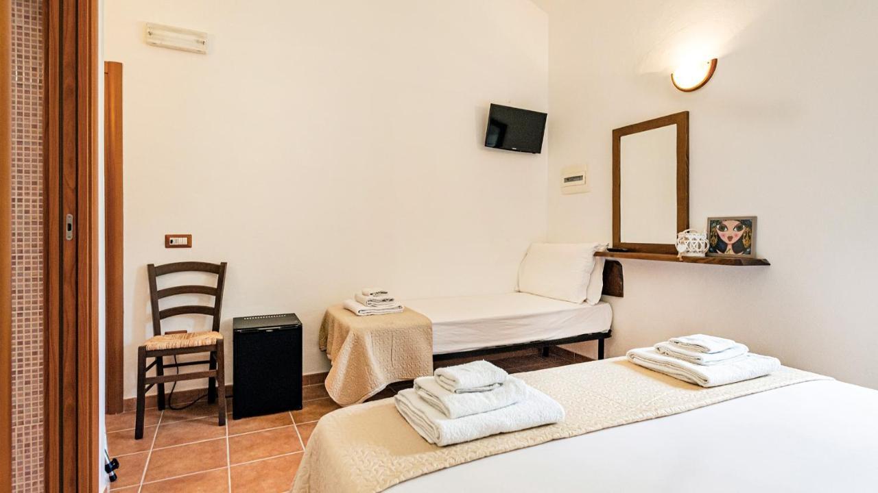Welcomely - Guesthouse Kadossene Алгеро Екстериор снимка