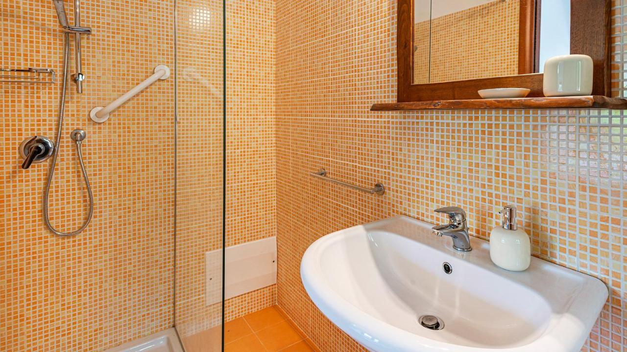 Welcomely - Guesthouse Kadossene Алгеро Екстериор снимка