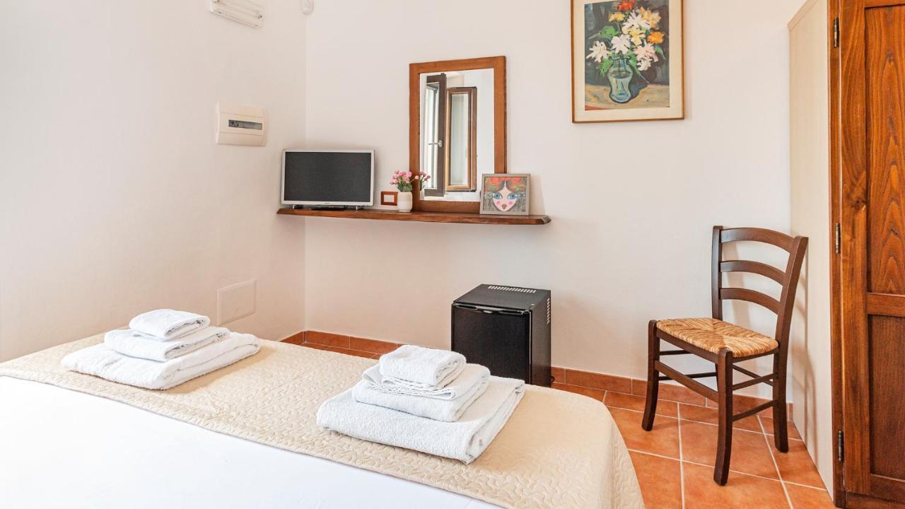Welcomely - Guesthouse Kadossene Алгеро Екстериор снимка