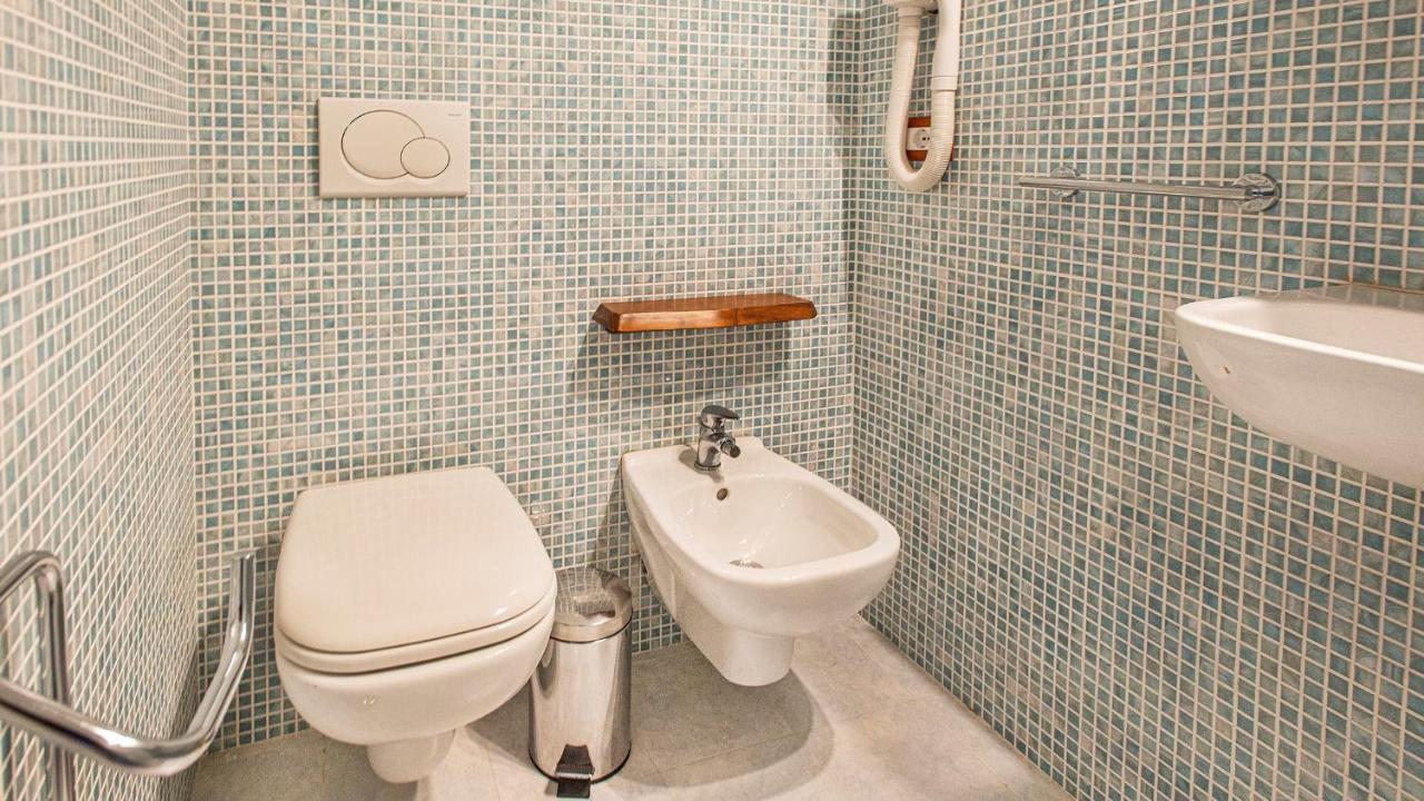 Welcomely - Guesthouse Kadossene Алгеро Екстериор снимка